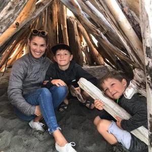 Meet your Posher, Juli